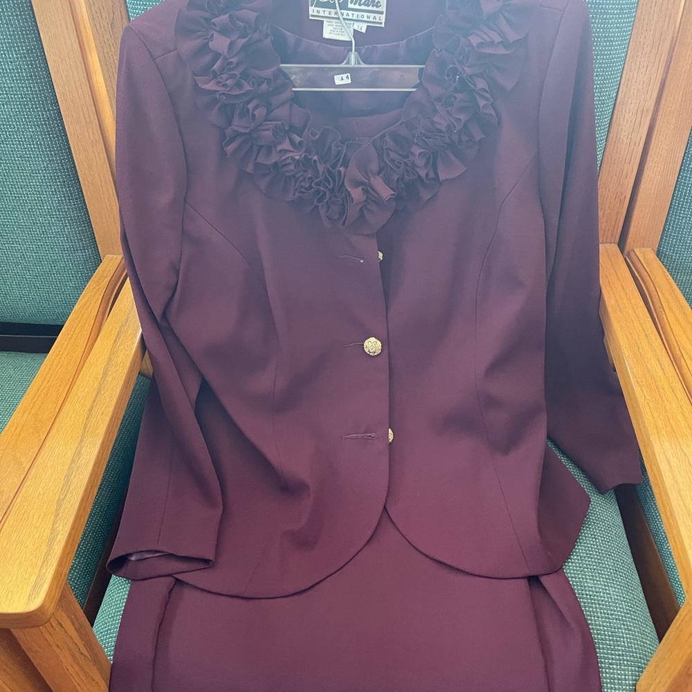 Women’s Suit